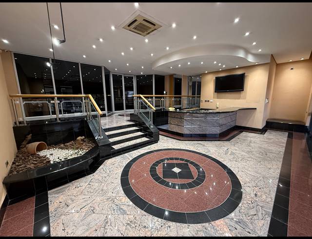4,810M² BUILDING FOR SALE IN FERNDALE